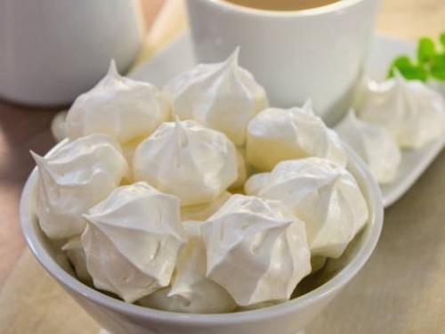 Чем можно заменить сахарную пудру в безе. Безе – 10 рецептов в домашних условиях в духовке