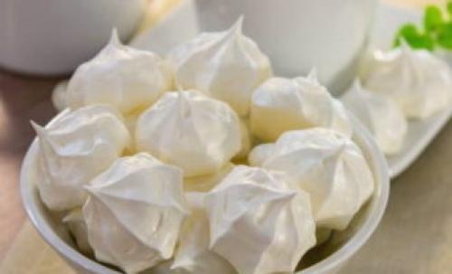 Чем можно заменить сахарную пудру в безе. Безе – 10 рецептов в домашних условиях в духовке