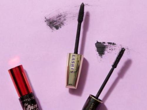 Нарощенные ресницы запутались. Как восстановить ресницы после наращивания?