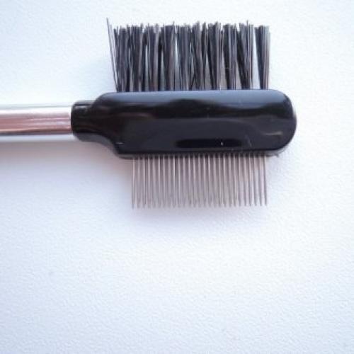 Пост про щеточки для ресниц. Из каких материалов делают расчески для ресниц и бровей