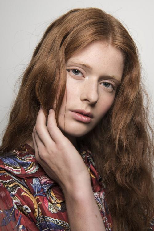 Какие цвета теней лучше всего подходят для карих глаз и рыжих волос. Макияж для рыжих девушек: правила, советы, идеи