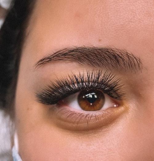 Макияж при наращенных ресницах. Плюсы и минусы 03 Макияж при наращенных ресницах. Плюсы и минусы 03