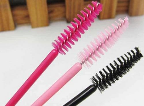 Выбираем кисточку для ресниц. Из щетины 06 Выбираем кисточку для ресниц. Из щетины 06