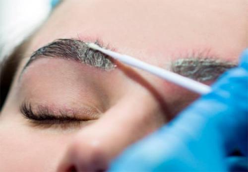 Способы удаления перманентного макияжа. Лазер – основное средство для удаления перманентного макияжа 03 Способы удаления перманентного макияжа. Лазер – основное средство для удаления перманентного макияжа 03