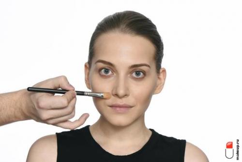 Как замаскировать большой прыщ. Как замаскировать прыщик с помощью макияжа?