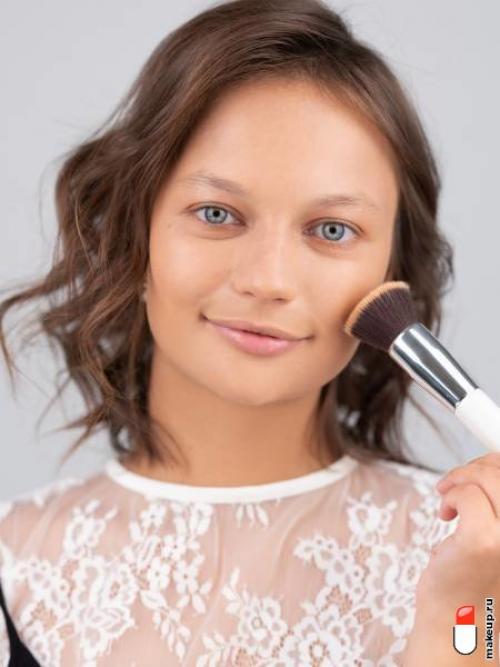 Как замаскировать большой прыщ. Как замаскировать прыщик с помощью макияжа?