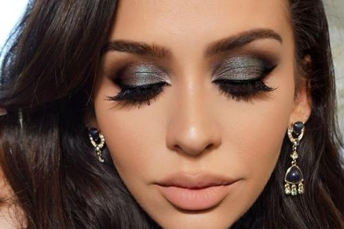 Как создать вечерний макияж глаз с использованием теней. Вечерний макияж: пошаговые уроки (70 фото)