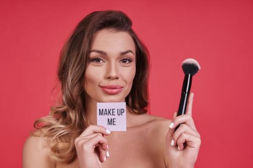 Могут ли быть прыщи от тоналки. Тональный крем при акне