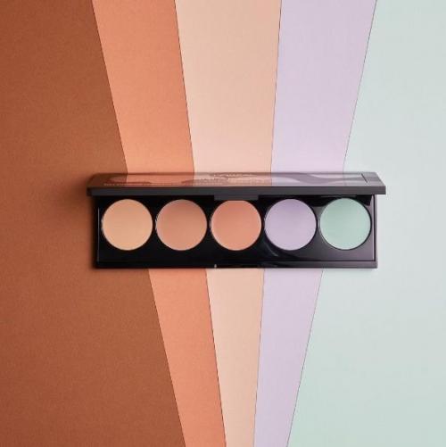 Как замазать прыщи консилером. Корректор от прыщей: как использовать и какой выбрать?