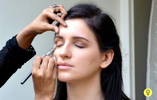 Шаг за шагом: как правильно наносить тени для глаз 03 Шаг за шагом: как правильно наносить тени для глаз 03