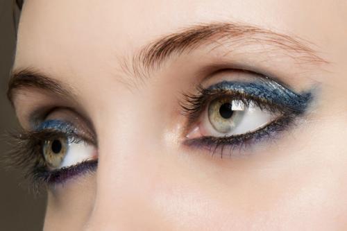 Какие оттенки теней подходят для зеленоглазых. Какими тенями красить зеленые глаза?