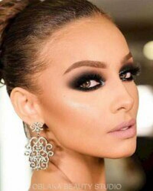 Как сделать макияж Smoky eyes за пять минут. Идеальные классические Smoky eyes: видеоурок Елены Крыгиной 03 Как сделать макияж Smoky eyes за пять минут. Идеальные классические Smoky eyes: видеоурок Елены Крыгиной 03