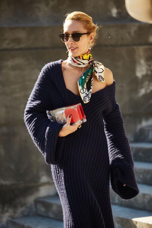 Какие аксессуары стали обязательными в осенне-зимнем сезоне 2025. 5 модных деталей осенне-зимнего сезона 2025