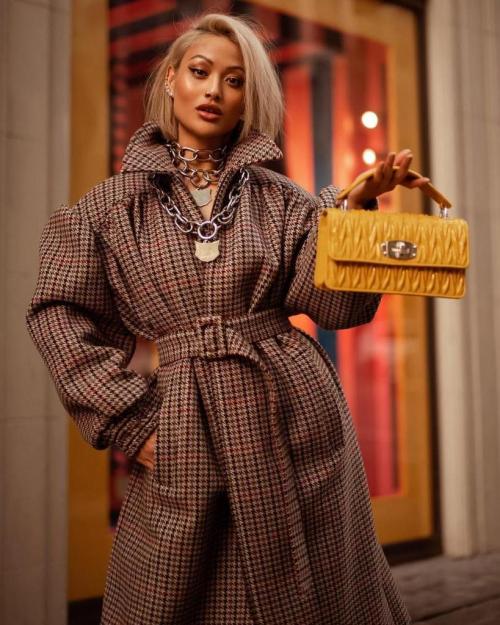 Осень и зима 2019: самые модные сумки, которые должны быть у каждой модницы 04 Осень и зима 2019: самые модные сумки, которые должны быть у каждой модницы 04