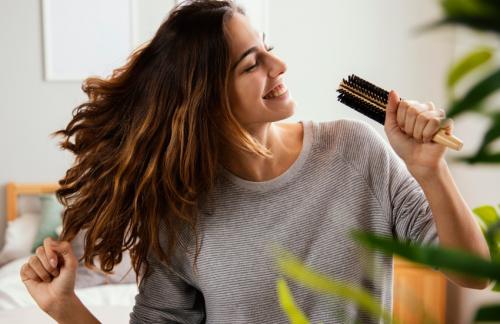 Как правильно ухаживать за волосами в зимний период. Как уберечь волосы зимой: гид по уходу в холодное время года