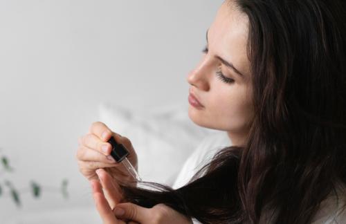 Как правильно ухаживать за волосами в зимний период. Как уберечь волосы зимой: гид по уходу в холодное время года