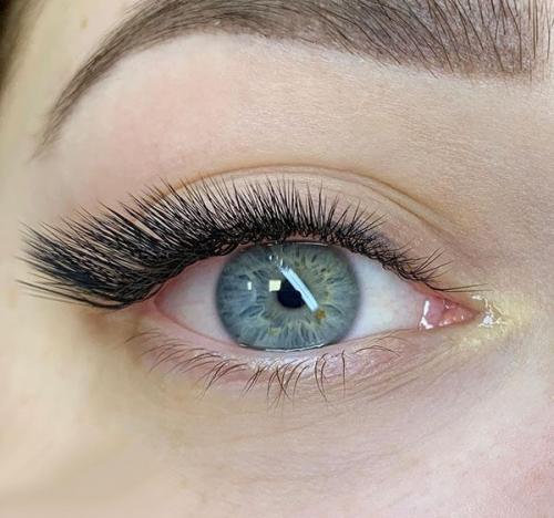 Кукольный взгляд или свои ресницы. В чем особенности? 20 Кукольный взгляд или свои ресницы. В чем особенности? 20