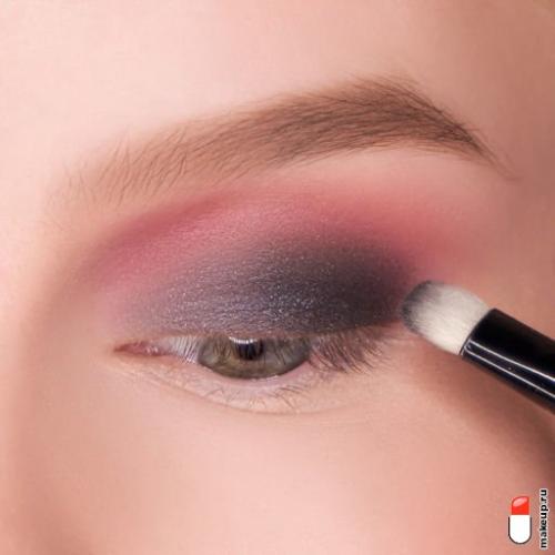 Как сделать красивый макияж. Основы макияжа: 3 правила