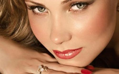 Красивый макияж для русых волос и зелёных глаз. Всё о макияже для зеленоглазых девушек 07