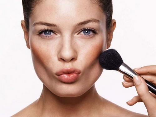 Какой макияж подходит для худого лица. Макияж для худого лица —, как визуально сделать тонкие черты