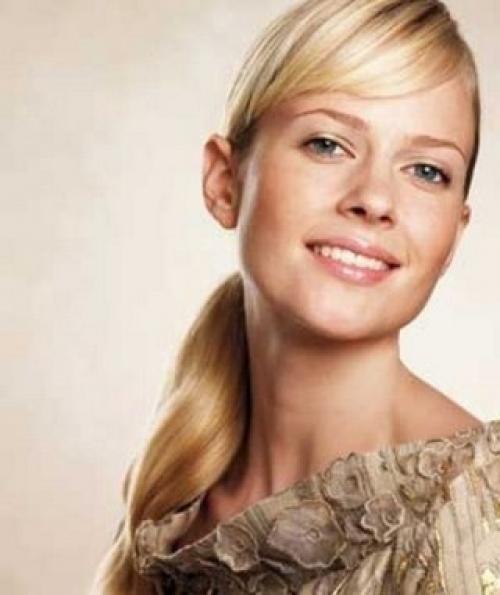 Как правильно наносить макияж для овального лица. Как правильно наносить макияж на лицо? 20 Как правильно наносить макияж для овального лица. Как правильно наносить макияж на лицо? 20