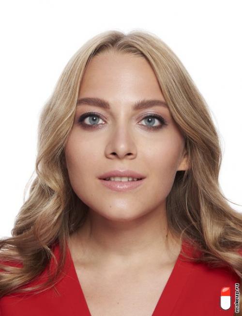 Как подобрать румяна для смуглой кожи. Румяна для смуглой кожи: как подобрать?