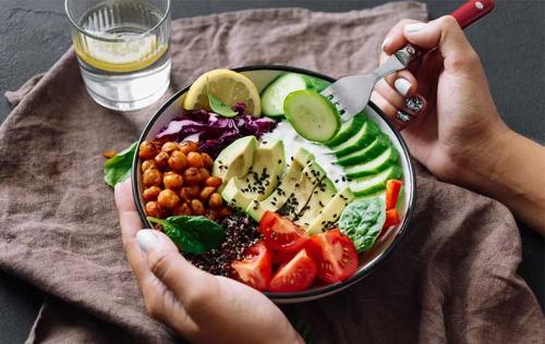 Что можно и чего нельзя при грудном вскармливании. Питание кормящей матери. 07