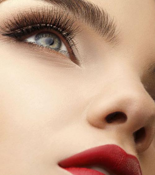 Техника наращивания ресниц с эффектом кошачьих глаз. Как сделать макияж? 02