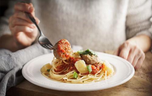 Что можно и чего нельзя при грудном вскармливании. Питание кормящей матери. 06