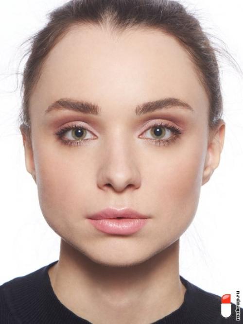 Легкий летний макияж для зеленых глаз. Зеленый свет: как сделать летний макияж для зеленых глаз?