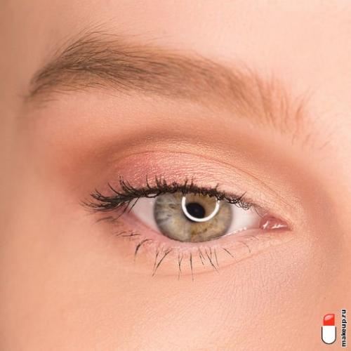 Прямые ресницы, что делать. Как подкрутить ресницы без щипчиков?