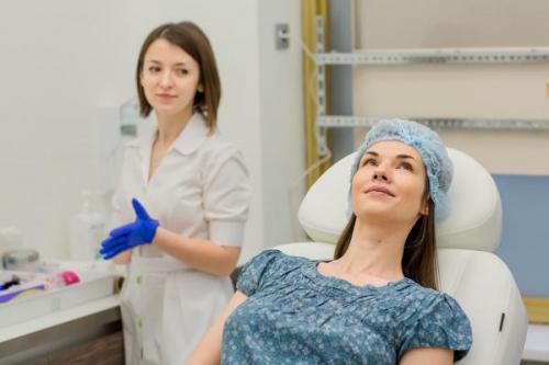 Реабилитация после увеличения губ гиалуроновой кислотой. Как уменьшить отек после увеличения губ 05