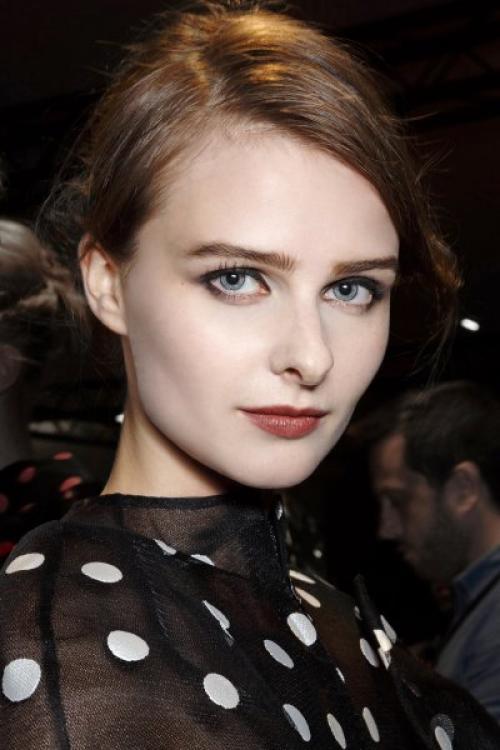 Как нанести тени, чтобы они выглядели аккуратно и чётко. How to: советы по нанесению теней