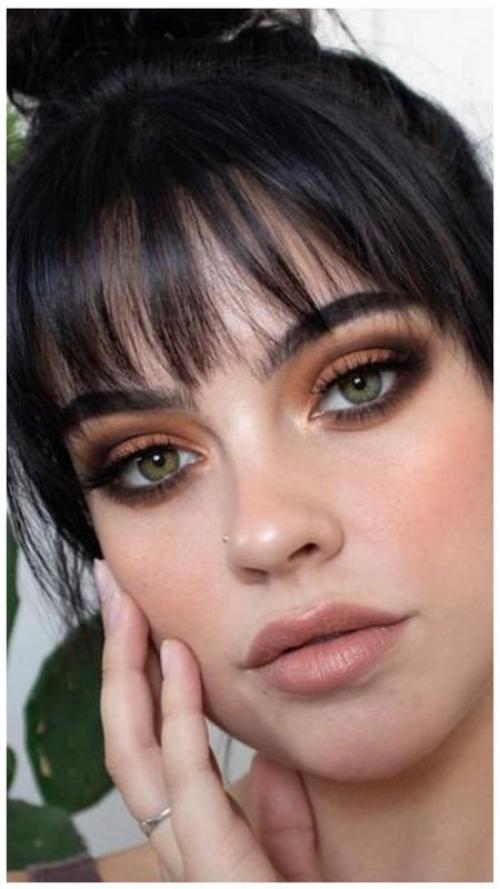 Дневной макияж для зеленых глаз. Макияж для темных волос и зеленых глаз