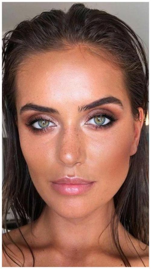 Дневной макияж для зеленых глаз. Макияж для темных волос и зеленых глаз