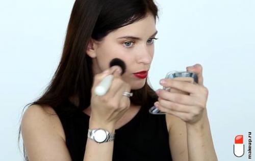 Лучшие румяна для светлой кожи. Белоснежкам посвящается: какие румяна подойдут для светлой кожи?