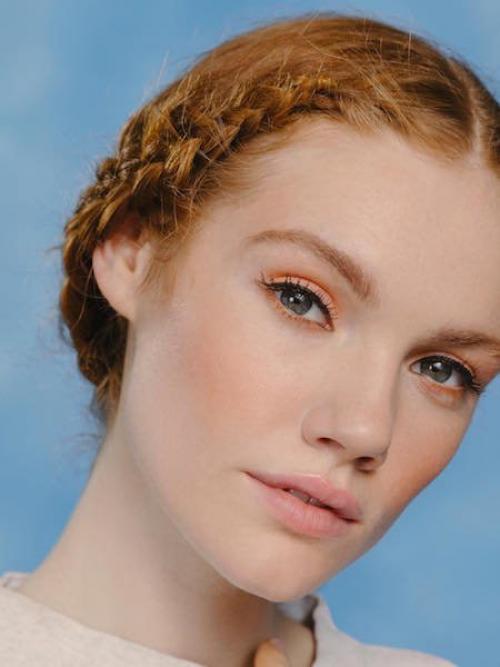 Персиковые румяна для брюнеток. Белоснежкам посвящается: какие румяна подойдут для светлой кожи?