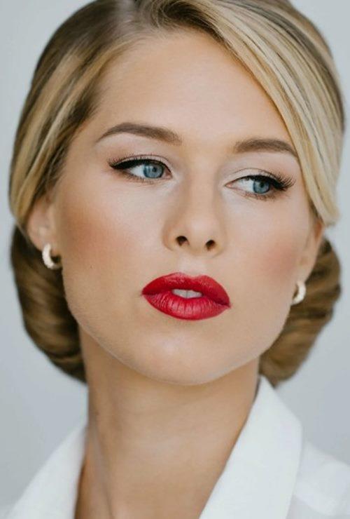 Как подобрать цвет помады и румян. Правила оттенков в макияже 01