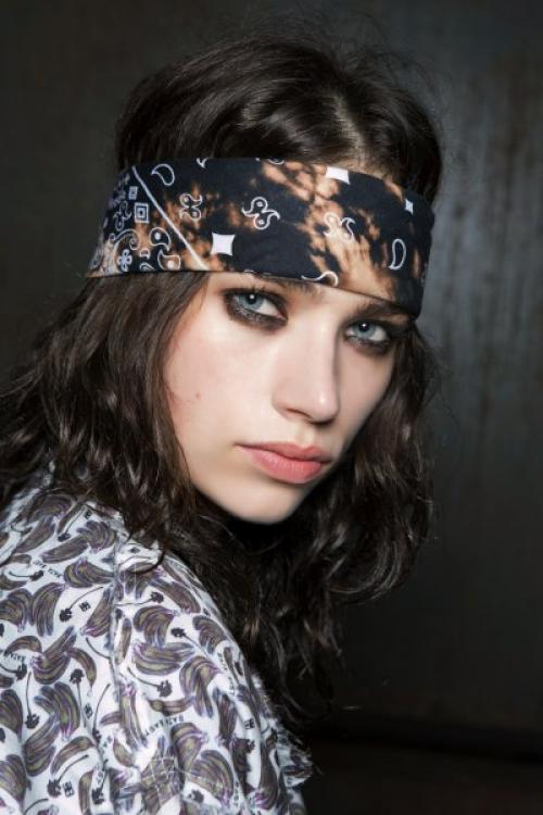 Макияж для нависшего века 2022. Макияж для нависшего века и увеличения глаз