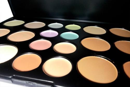 Замазка прыщей: как избежать 5 самых распространенных ошибок 10 Замазка прыщей: как избежать 5 самых распространенных ошибок 10