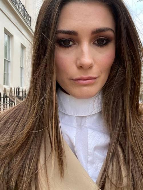 Скатываются тени на века. 3 способа избежать скатывающихся теней для век 13 Скатываются тени на века. 3 способа избежать скатывающихся теней для век 13