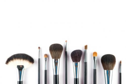 Какие продукты используются для эстетического макияжа. Самое главное: что нужно для создания макияжа?