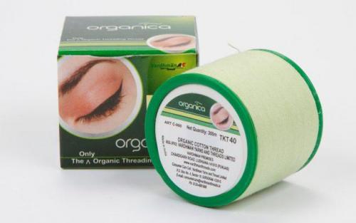 Коррекция бровей воском плюсы и минусы. Современные способы коррекции бровей: пинцет, воск или нить