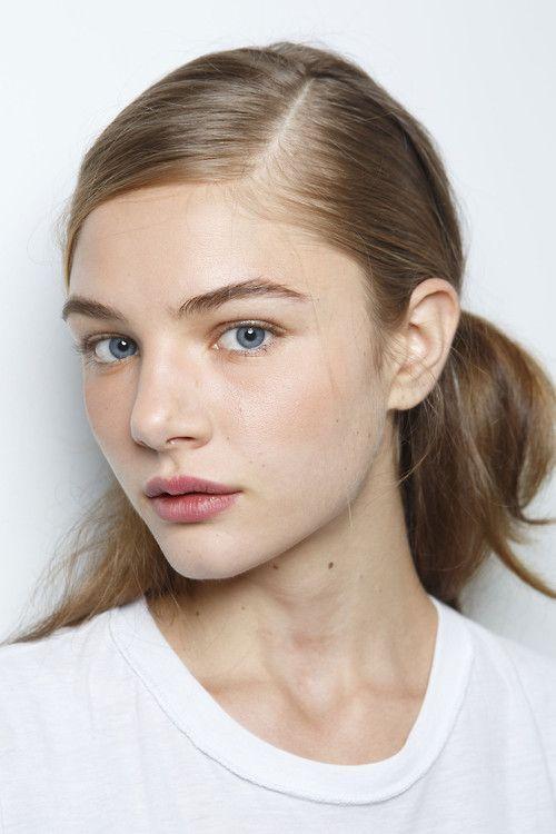 Лайфхаки для нависшего века. 7 простых лайфхаков для макияжа при нависшем веке!