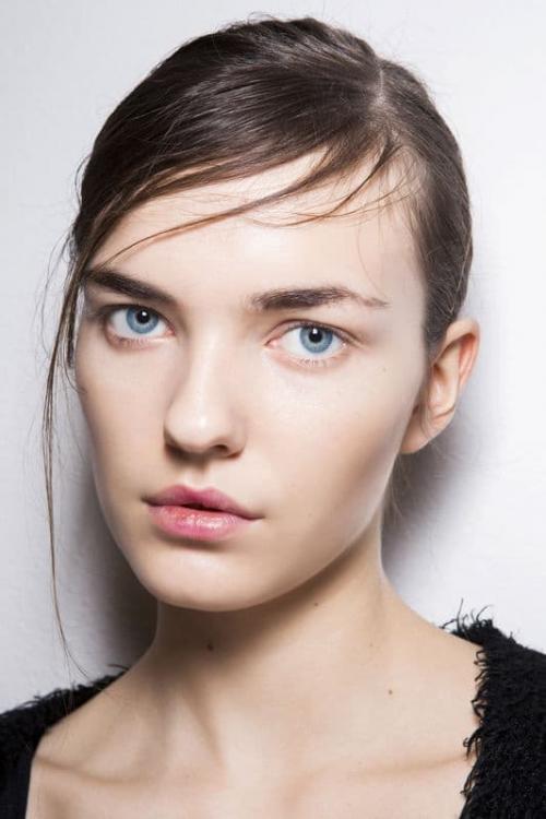 Лайфхаки для нависшего века. 7 простых лайфхаков для макияжа при нависшем веке!