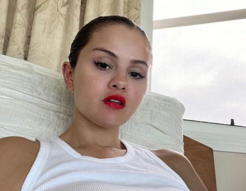 Как создать вечерний образ с помощью одной палетки теней. С корабля на бал: 10 советов визажистов, как быстро превратить нюдовый макияж в вечерний