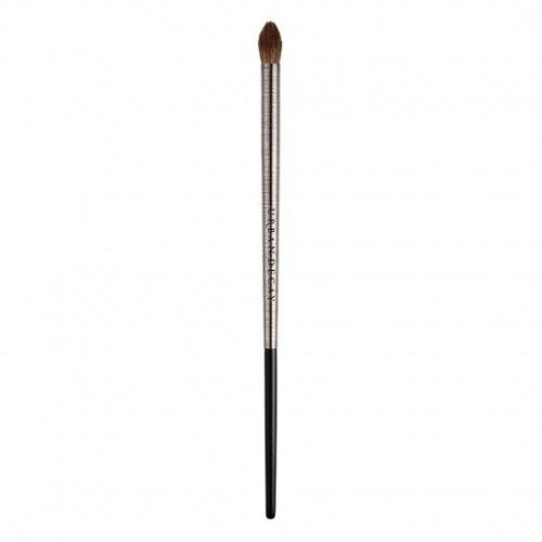 Растушевка теней кисть. Стираем границы: как выбрать кисть для растушевки теней?