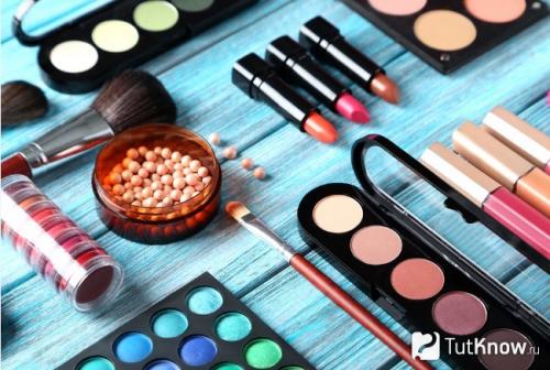 Проблема сроков годности косметики: как отличить действительную дату от фальсифицированной 03