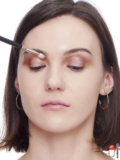 Палетка теней Maybelline New York. Палитра оттенков теней