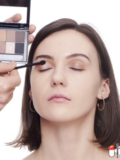 Палетка теней Maybelline New York. Палитра оттенков теней